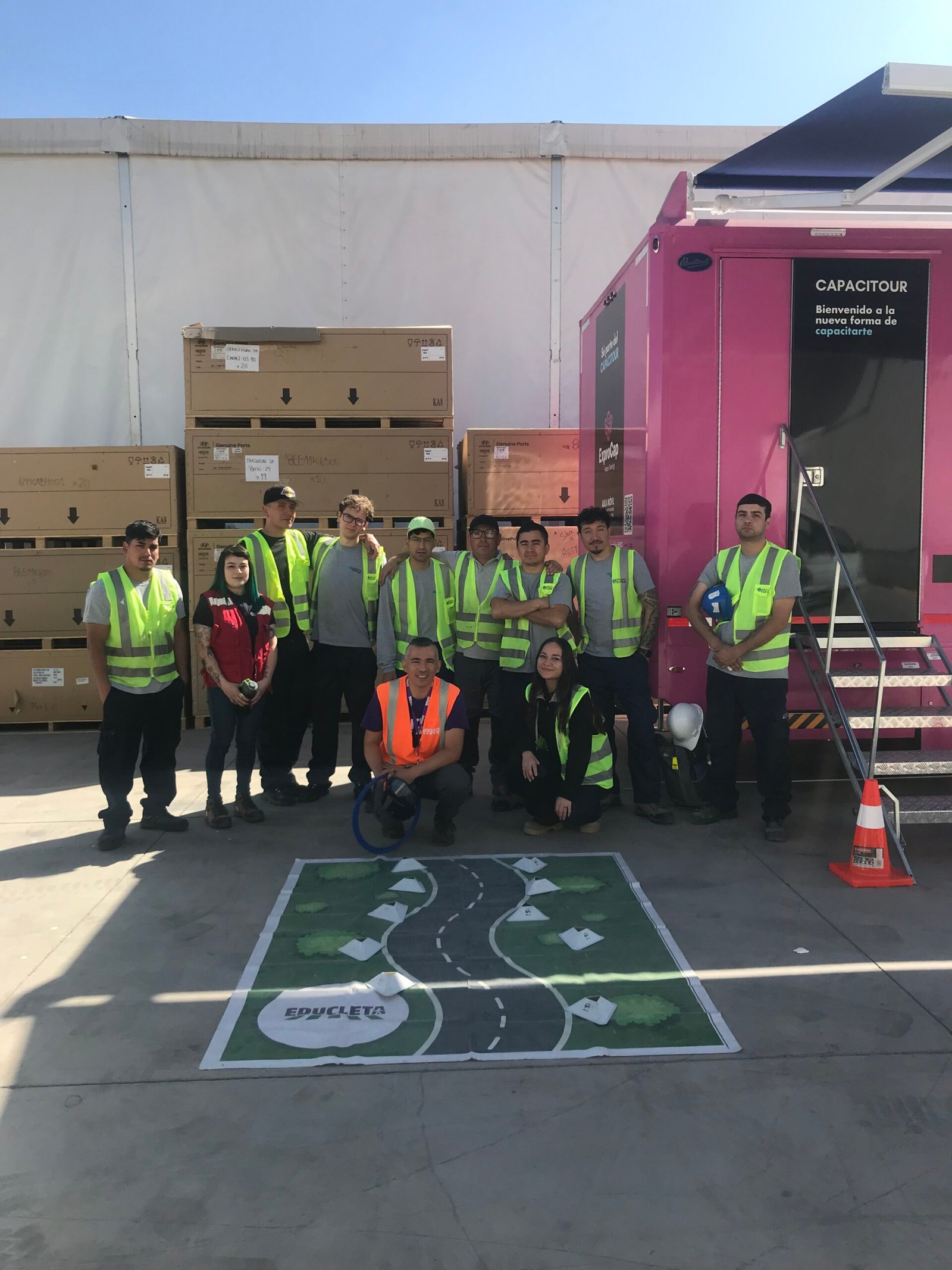 Educleta culmina programa de seguridad vial dirigido a Grupo Expro